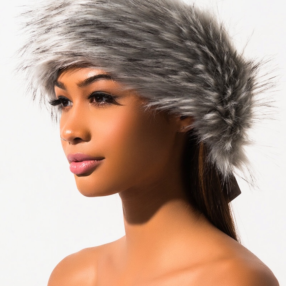 Grey fux fur headpiece  / neck accessory